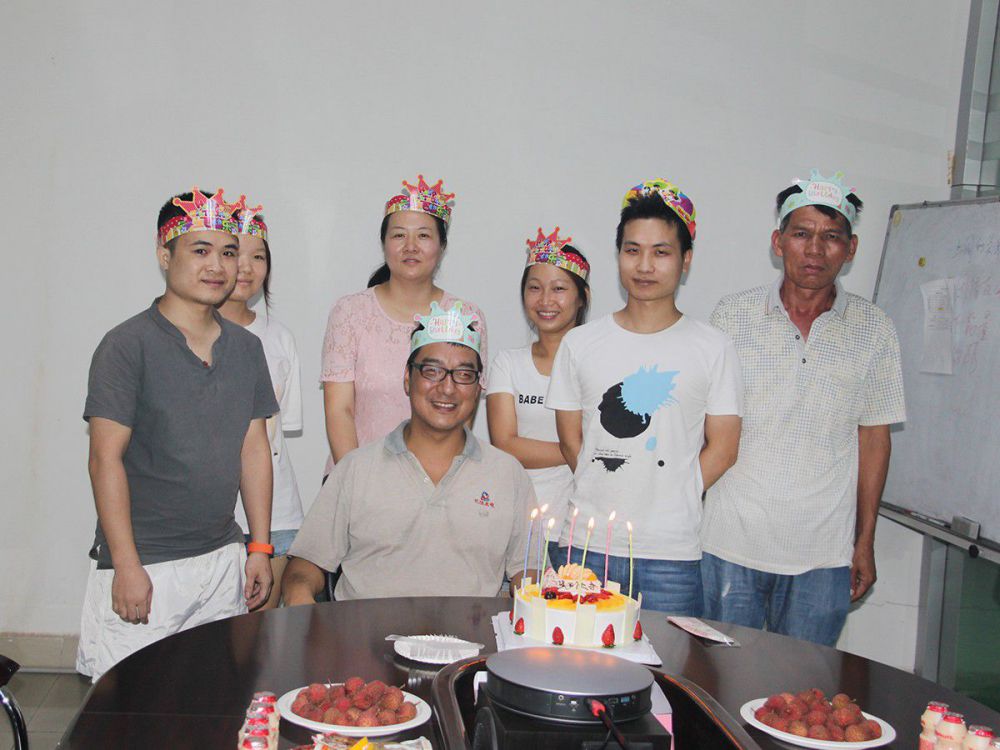 员工整体生日会_拉斯维加斯游戏集团